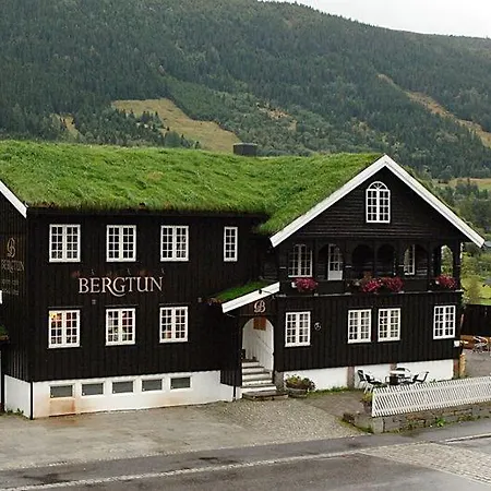 Bergtun * Valle (Aust-Agder)